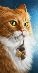 Cat with Mouse in its Mouth Diamond Painting